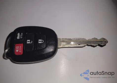 2016 Toyota Corolla Le z USA, uszkodzony, nr VIN 5YFBURHE2GP506589